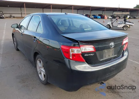 2012 Toyota Camry Se z USA, uszkodzony, nr VIN 4T1BF1FK8CU036971